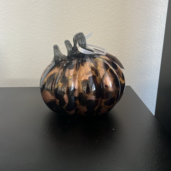 Mikasa Leopard Glass Pumpkin Decoration - New with Tags - Picture 4 of 5